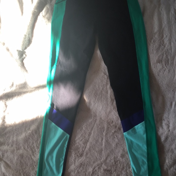 Victoria’s secret knockout tight - Picture 2 of 4